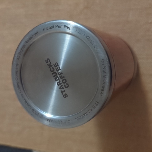 STARBUCKS 17OZ RED THERMOS POUR BUTTON CUP & LID - Picture 3 of 8